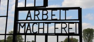 Arbeit macht Frei S